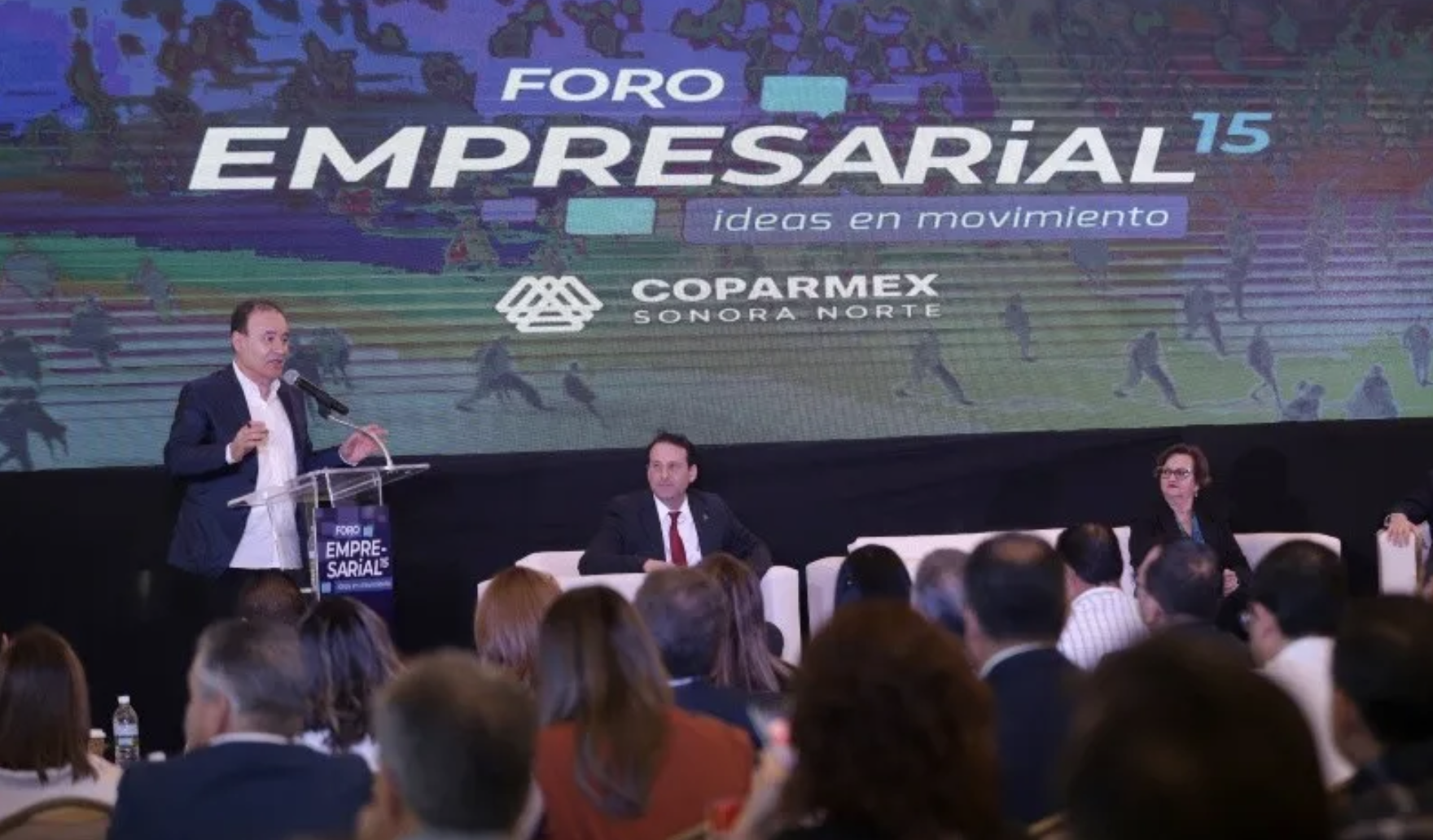 THEY SHARE IDEAS IN THE COPARMEX SONORA NORTE BUSINESS FORUM